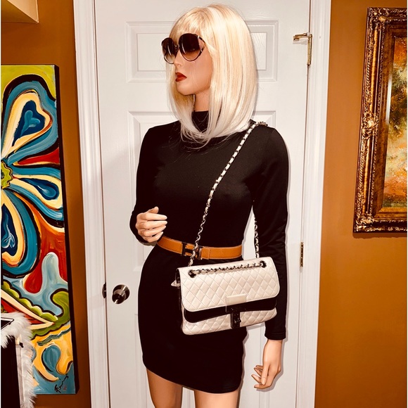 💃🏻♥️🥰Authentic Classic CHANEL Double Flap Rare Bicolor Medium Lambskin Bag - Picture 15 of 16